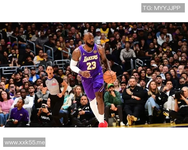 詹姆斯领军湖人擒雄鹿,取得连胜:紫金军团再度展现冠军气质 詹姆斯领军湖人擒雄鹿,取得连胜:紫金军团再度展现冠军气质