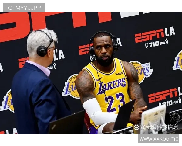 黄蜂队签下自由球员，力求提升战力，引发球迷热议